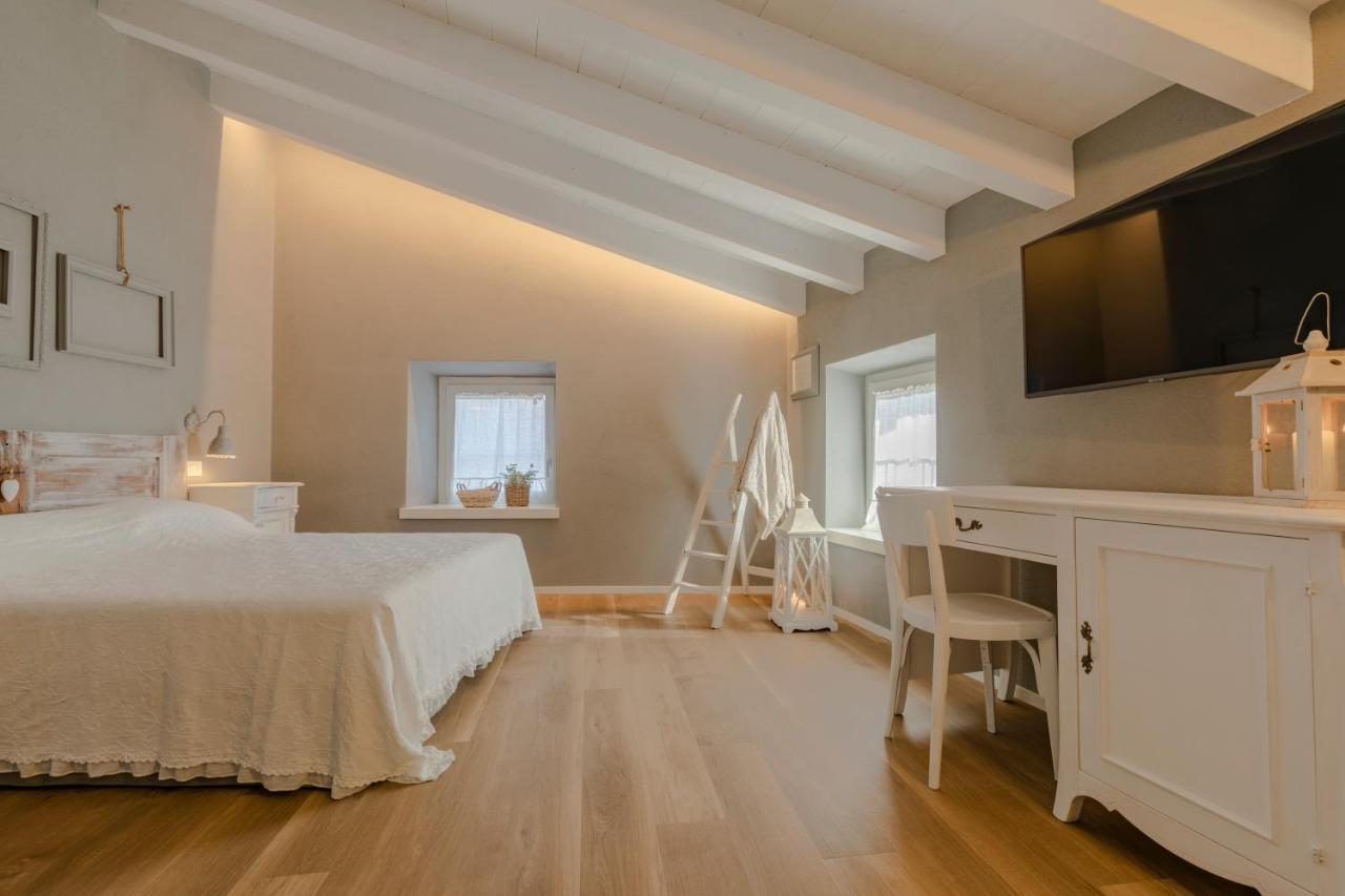Il Cantuccio Sul Garda - Relais Di Charme Cavaion Veronese Eksteriør bilde